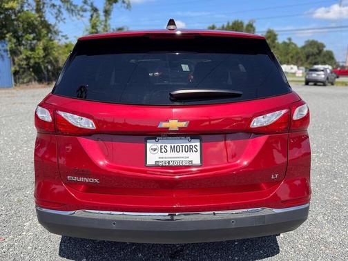 Burgundy 2018 Chevrolet Equinox LT