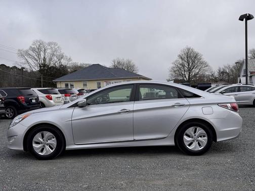 2013 Hyundai SONATA Hybrid Base