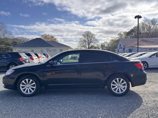 2013 Chrysler 200 Touring