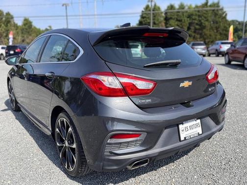 Graphite Metallic 2017 Chevrolet Cruze Premier