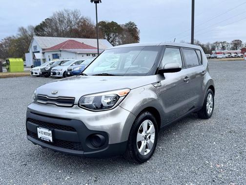 2017 Kia Soul Base