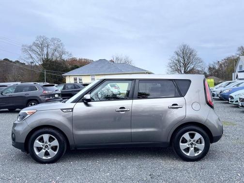2017 Kia Soul Base