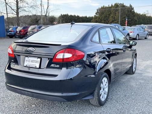 2013 Ford Fiesta SE