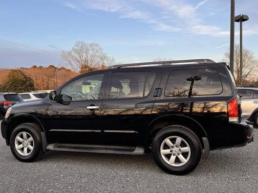 2015 Nissan Armada SV