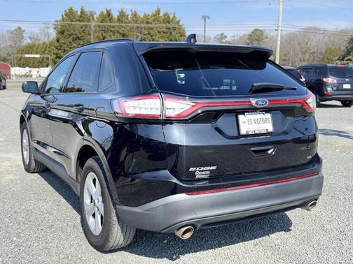 2015 Ford Edge SE