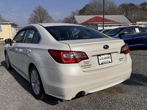 2017 Subaru Legacy Base