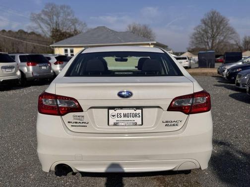 2017 Subaru Legacy Base