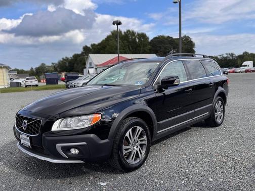 Black Sapphire Metallic 2015 Volvo XC70 T5 Premier Plus
