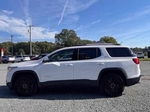 White Frost Tricoat 2019 GMC Acadia SLT-1
