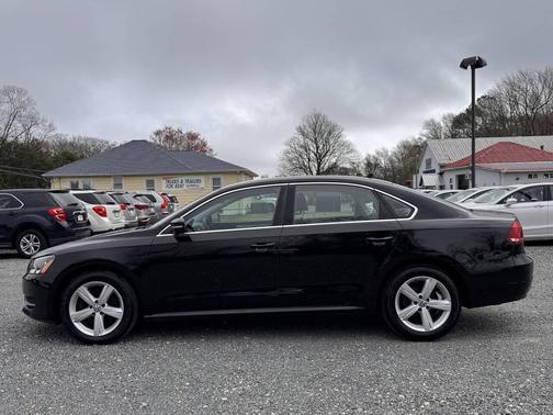 2013 Volkswagen Passat 2.5 SE