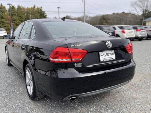2013 Volkswagen Passat 2.5 SE