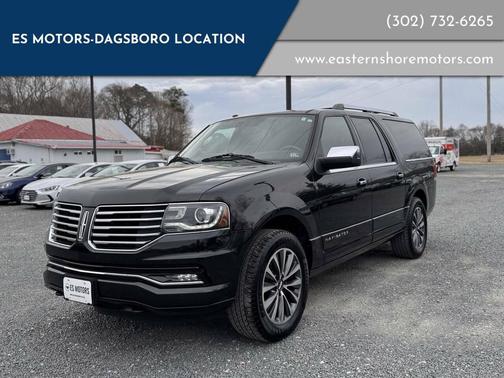 Black 2015 Lincoln Navigator Base