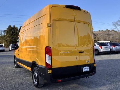 2021 Ford Transit-250 Base