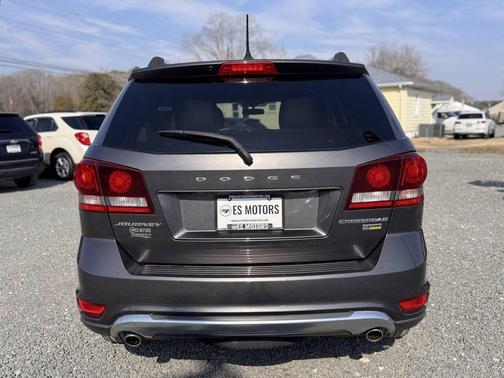 2018 Dodge Journey Crossroad