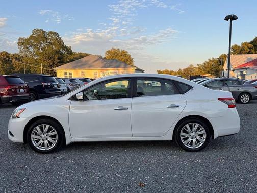 Aspen White 2015 Nissan Sentra SL