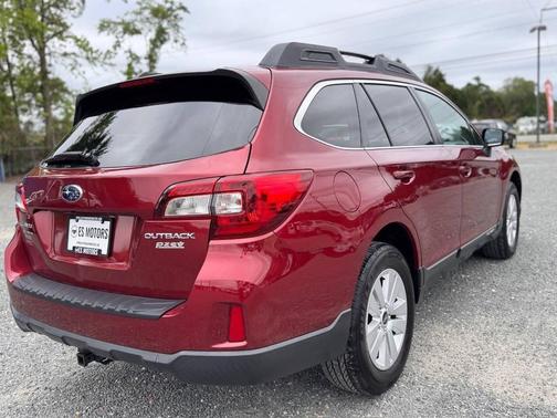 Burgundy 2015 Subaru Outback 2.5i Premium