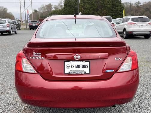 2014 Nissan Versa 1.6 SV