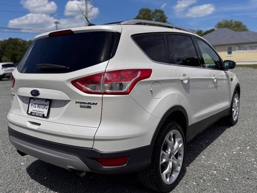 White Platinum Metallic Tri-Coat 2013 Ford Escape Titanium