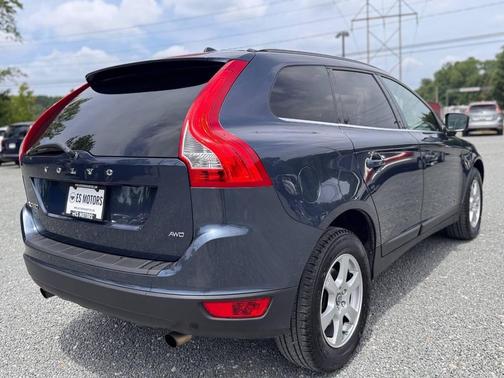 Barents Blue Metallic 2012 Volvo XC60 3.2 Premier