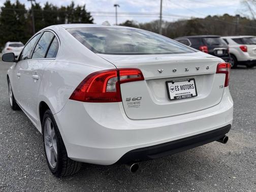 White 2013 Volvo S60 T5