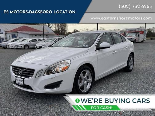White 2013 Volvo S60 T5
