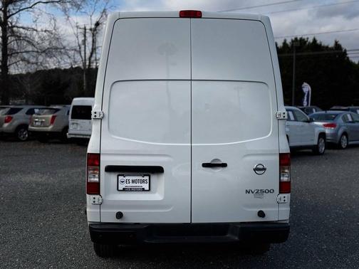 2020 Nissan NV Cargo NV2500 HD SV V6