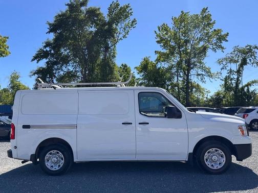 Glacier White 2021 Nissan NV Cargo NV2500 HD SV V6