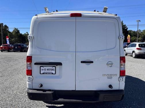Glacier White 2021 Nissan NV Cargo NV2500 HD SV V6