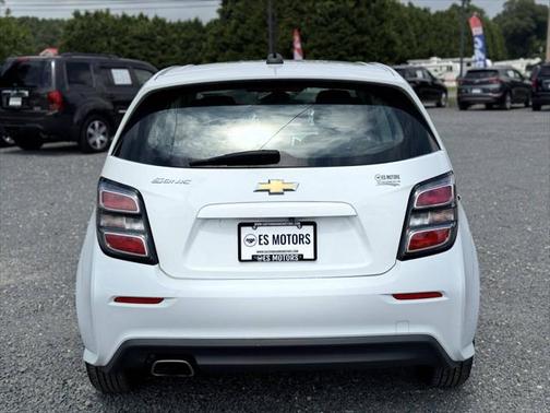 2017 Chevrolet Sonic LT