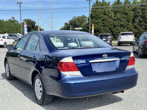 2006 Toyota Camry LE
