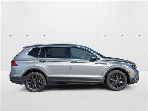 2024 Volkswagen Tiguan 2.0T SE 4MOTION