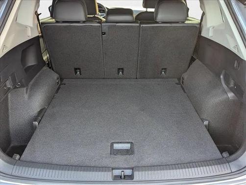 2024 Volkswagen Tiguan 2.0T SE 4MOTION