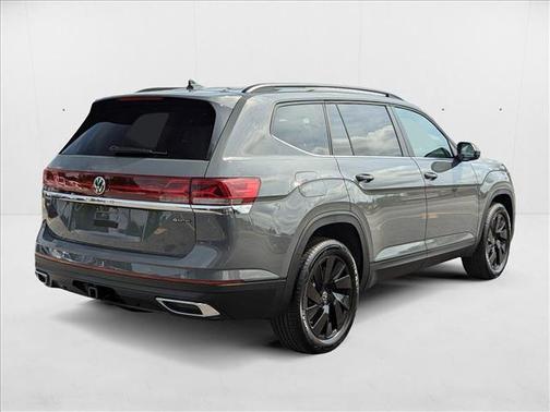 2025 Volkswagen Atlas 2.0T SE w/Technology 4MOTION
