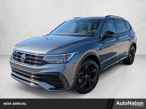 2024 Volkswagen Tiguan 2.0T SE R-Line Black
