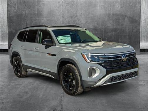 2025 Volkswagen Atlas 2.0T Peak Edition