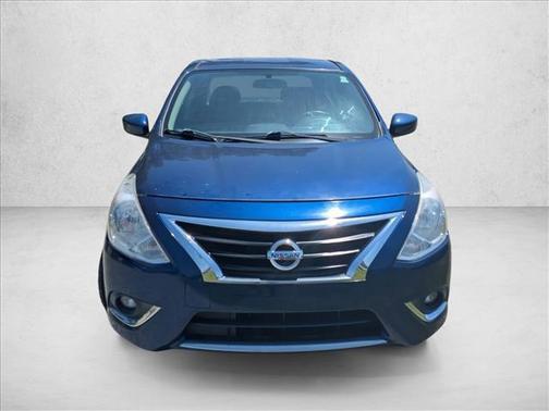 Deep Blue Pearl 2018 Nissan Versa 1.6 SV