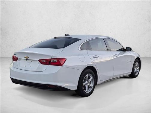 2017 Chevrolet Malibu 1LS