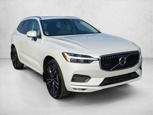 2021 Volvo XC60 T5 Momentum
