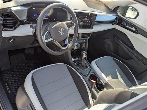Deep Black Pearl 2025 Volkswagen Taos 1.5T S