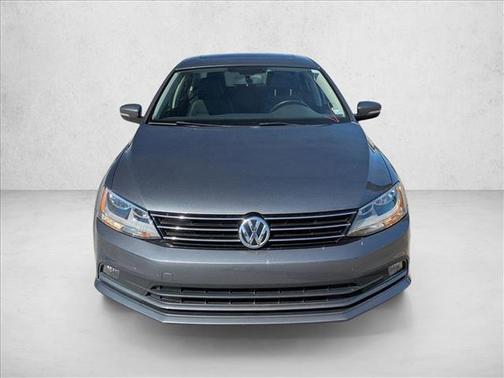 2015 Volkswagen Jetta Auto SE w/Connectivity/Navigation