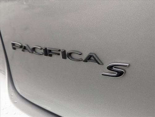 2020 Chrysler Pacifica Touring
