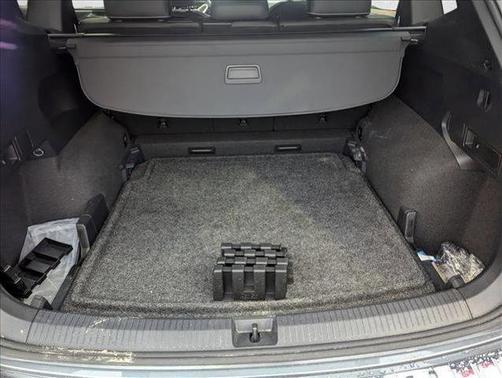 2023 Volkswagen Tiguan 2.0T SEL R-Line 4MOTION