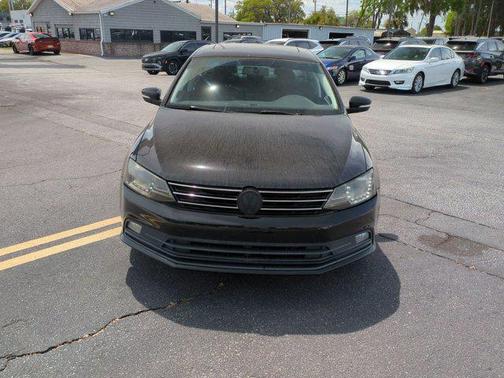 Black 2015 Volkswagen Jetta 1.8T SEL