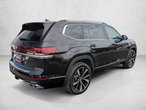 Deep Black Pearl 2026 Volkswagen Atlas 2.0T SEL Premium R-Line 4MOTION