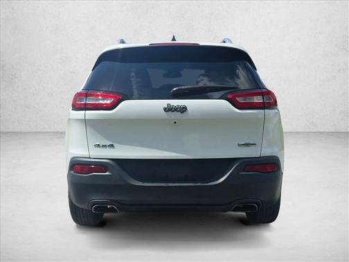 Bright White Clearcoat 2017 Jeep Cherokee Latitude