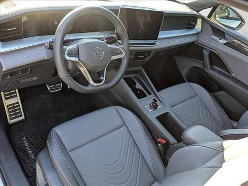 2026 Volkswagen Tiguan 2.0T SE R-Line Black 4MOTION