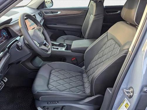 2026 Volkswagen Atlas 2.0T SEL Premium R-Line 4MOTION