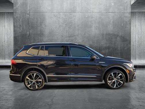 2024 Volkswagen Tiguan 2.0T SEL R-Line 4MOTION