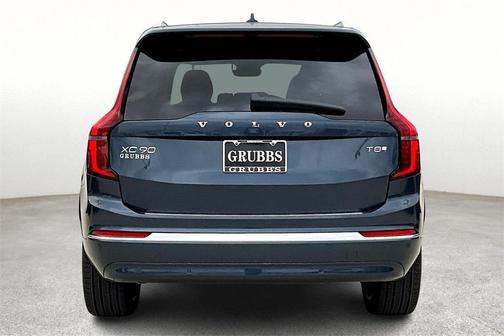 2025 Volvo XC90 Plug-In Hybrid T8 Ultra 7-Seater