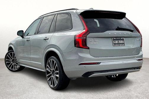 2026 Volvo XC90 B6 Ultra Dark Theme 7-Seater